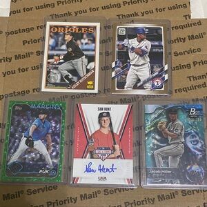 Baseball Trading Card Lot ( Numbered and auto)!!!